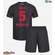 Camiseta Bayer Leverkusen Loic Bade #5 Primera Equipación para niños 2025-26 manga corta (+ pantalones cortos)